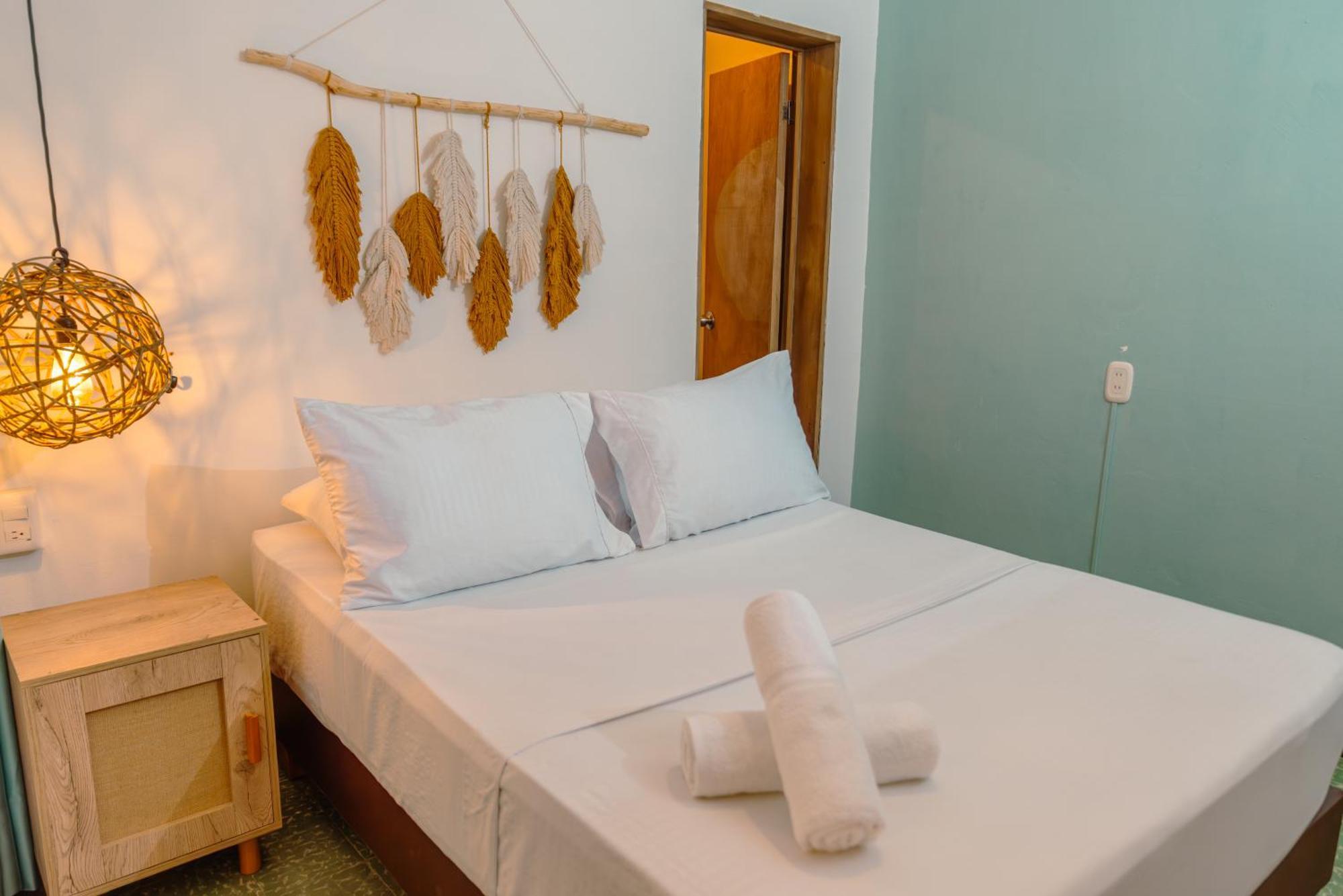 Traveler Hostel 圣希尔 外观 照片