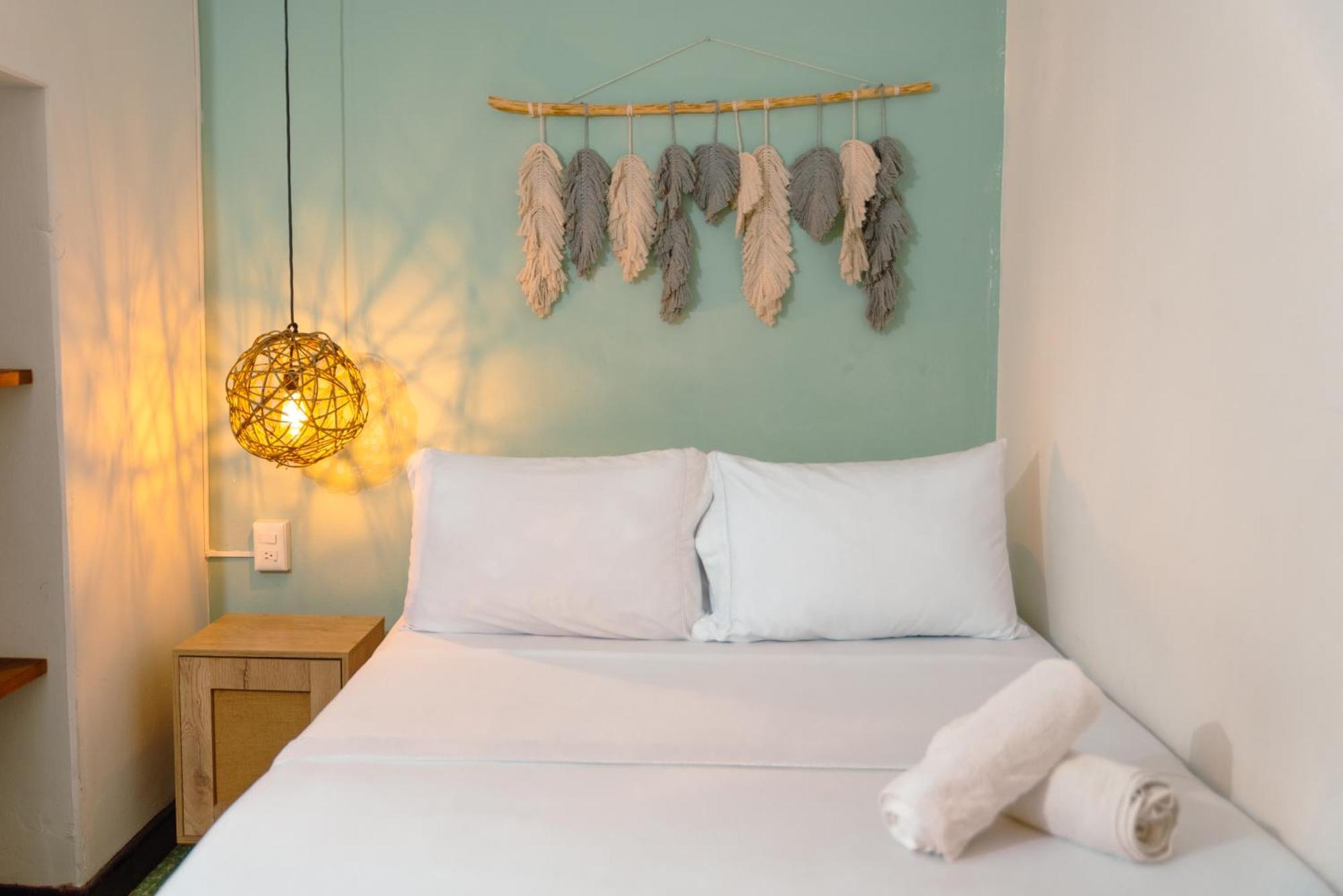 Traveler Hostel 圣希尔 外观 照片