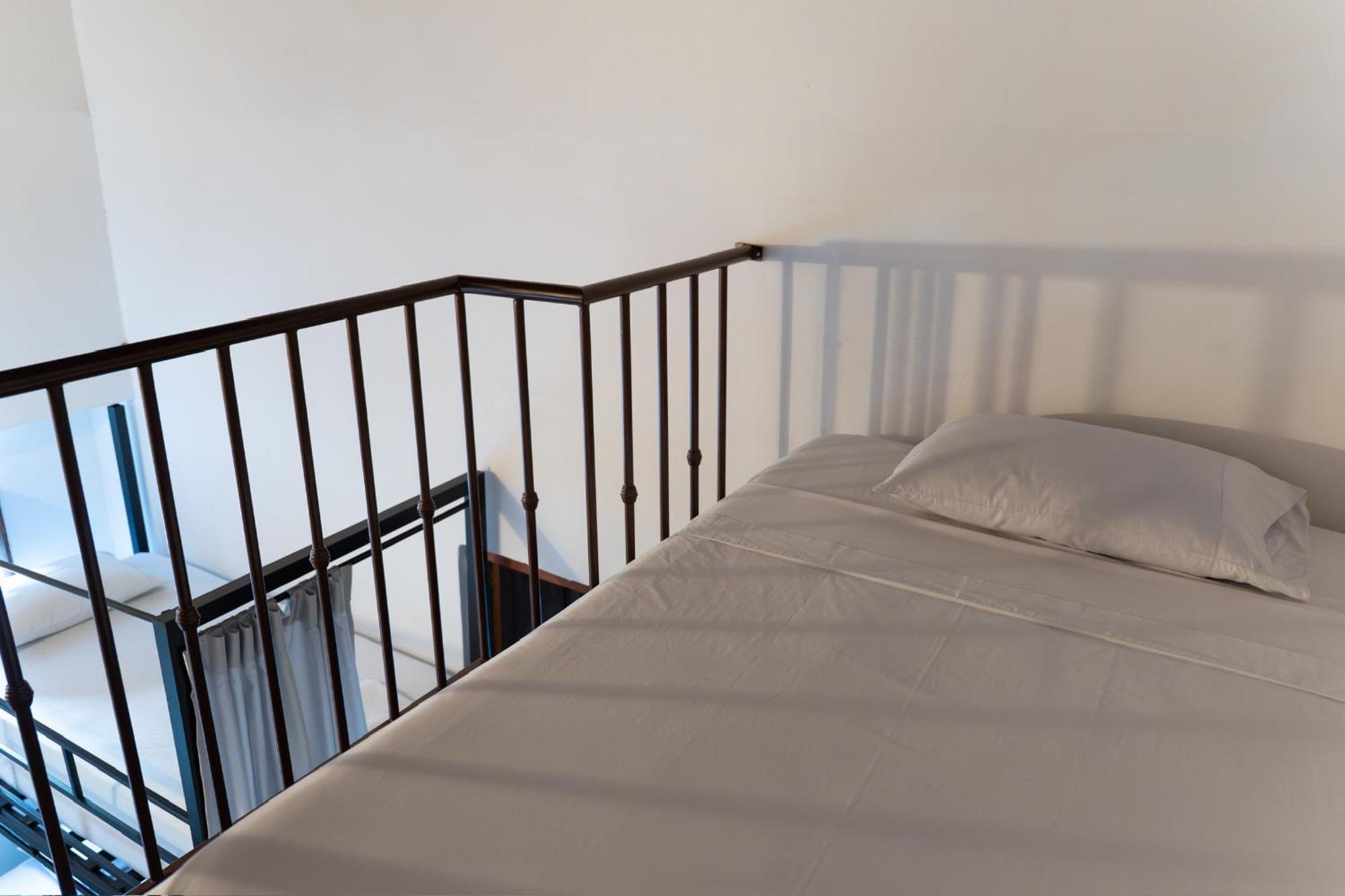 Traveler Hostel 圣希尔 外观 照片