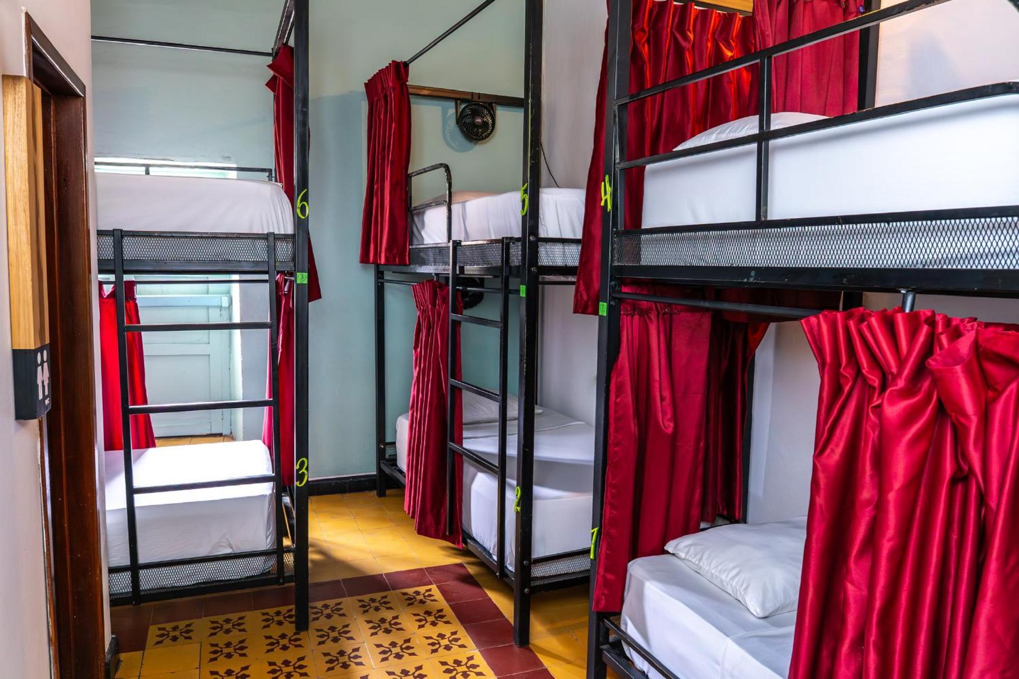 Traveler Hostel 圣希尔 外观 照片