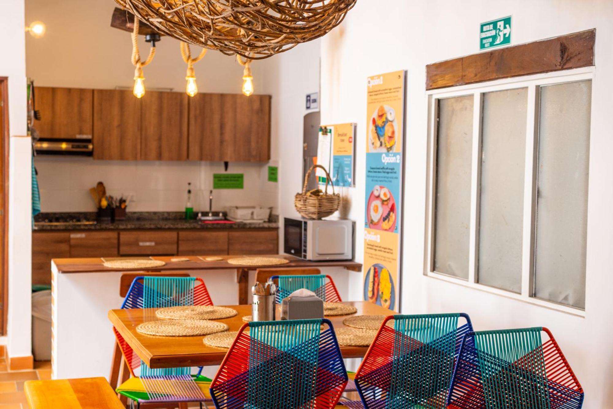 Traveler Hostel 圣希尔 外观 照片