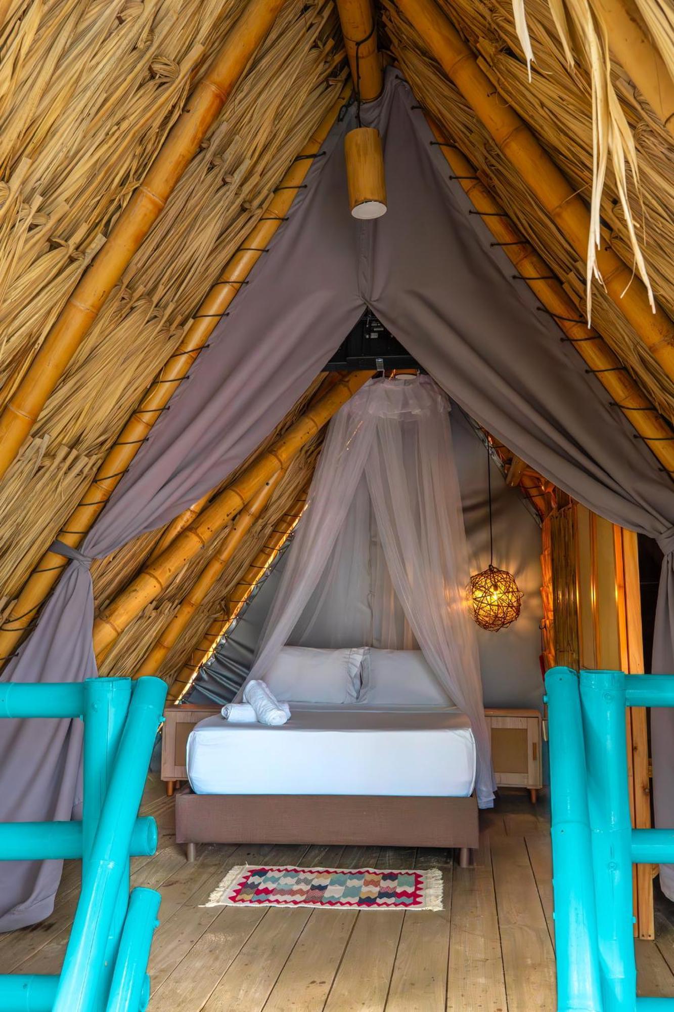 Traveler Hostel 圣希尔 外观 照片